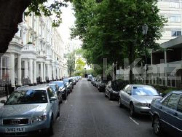 			New Instruciton, 2 Bedroom, 1 bath, 1 reception Flat			 Linden Gardens, NOTTINGHILL